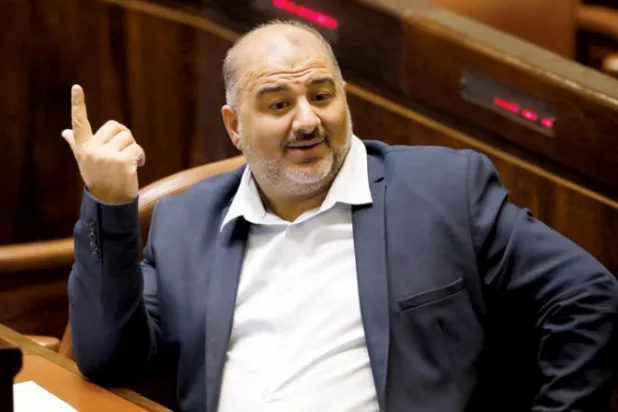 منصور عباس يطالب قادة اليهود في العالم بالتعرف على عرب إسرائيل