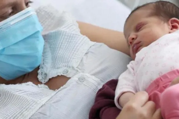 دراسة تحدد العمر المثالي للإنجاب لدى السيدات