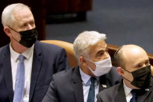 İsrail’de koalisyon krizi: Bennett ve Gantz uzlaştı