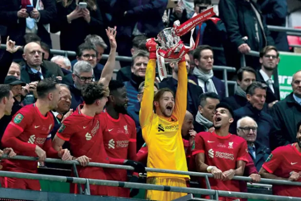 كيليهر... هداف الطفولة حارس يقود ليفربول للفوز بكأس الرابطة