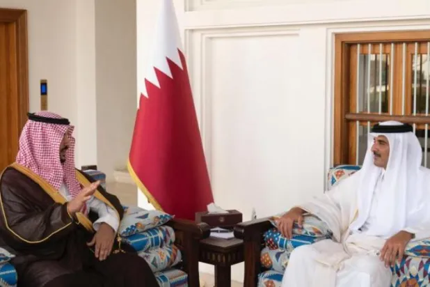 Katar Emiri, Suudi Arabistan Savunma Bakan Yardımcısı ile iki ülke arasındaki ilişkileri görüştü