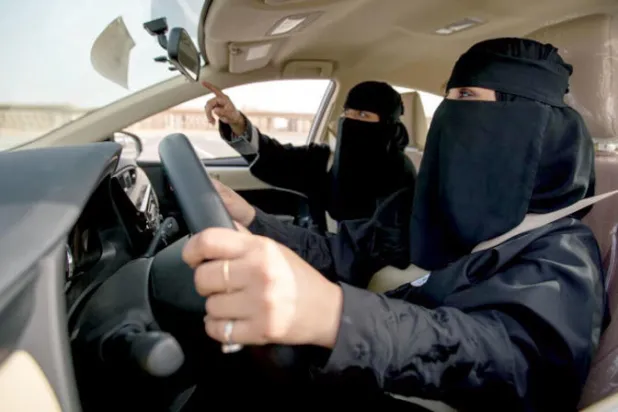 مشاركة النساء في القوى العاملة السعودية تصعد إلى 36٪