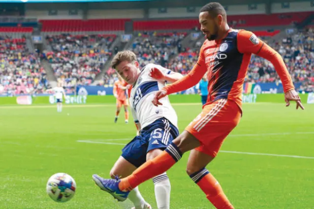 من دندي يونايتد إلى فانكوفر... رحلة رايان غولد الطويلة حتى أصبح نجماً في الدوري الأميركي