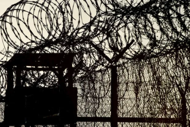 محامو 5 معتقلين خططوا لـ«تفجيرات سبتمبر» مستعدون «للتفاوض»