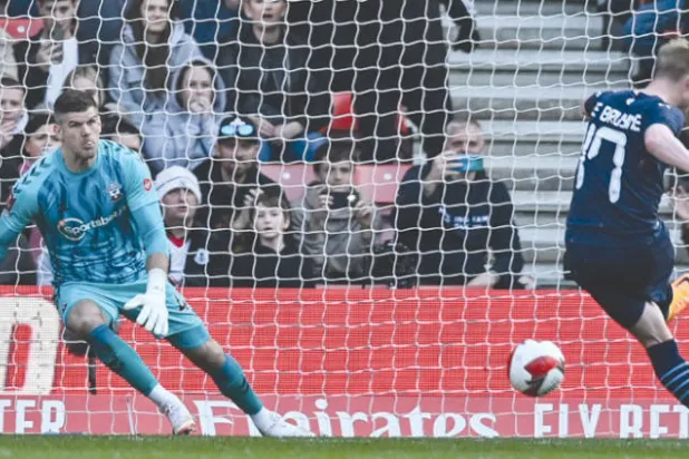 سيتي وبالاس إلى نصف نهائي كأس إنجلترا بانتصارين ساحقين على ساوثهامبتون وإيفرتون