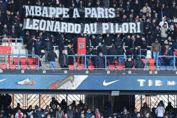 غضب جماهير كرة القدم يعكس الصراع بين حب النادي ونظرة المالكين إليهم