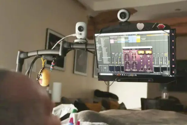 تكنولوجيا جديدة تتيح للمرضى المعزولين التواصل... لكن بوتيرة بطيئة