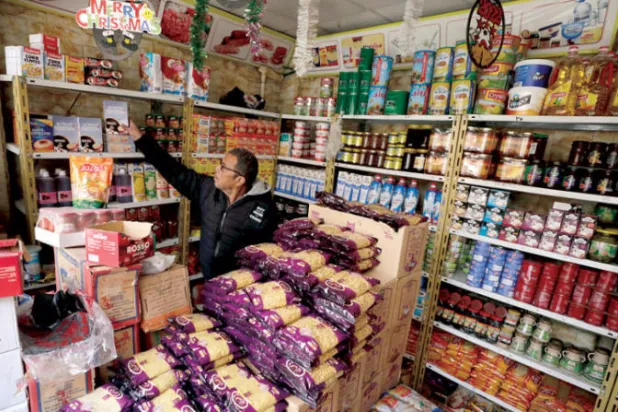 صراعات دولية وإجراءات اقتصادية تُربك حسابات المصريين