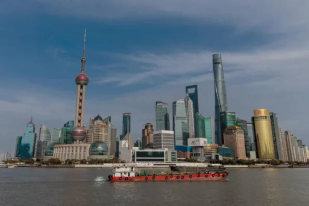 «كورونا» يدخل شنغهاي في إغلاق واسع أسبوعاً