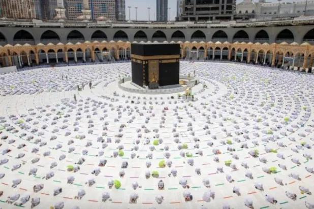 Kabe'nin örtüsüne ramazan öncesinde bakım yapıldı