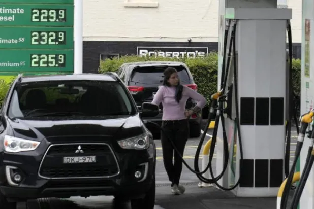 Rusya gerilimi azaltma hamlesi sonrası petrol fiyatları düştü