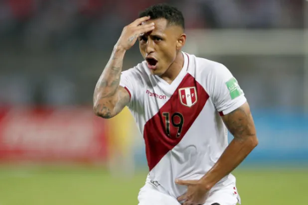 بيرو إلى الملحق ورقم قياسي للبرازيل... ونهاية «جيل ذهبي» لتشيلي