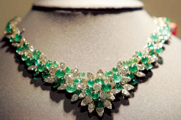 قصة النزاع على مجوهرات آل سافوي المخبأة