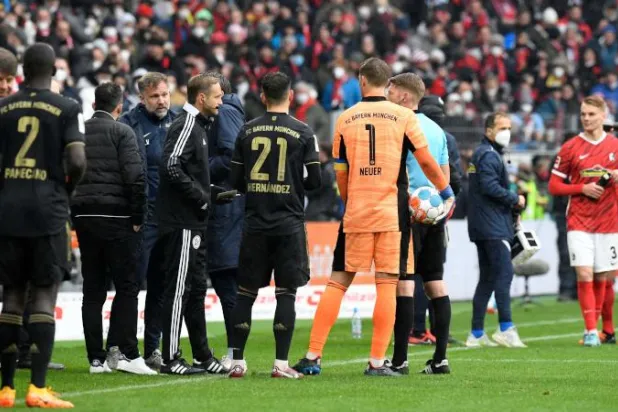 البوندسليغا: لغط بعد مشاركة بايرن ميونيخ أمام فرايبورج بـ12 لاعباً