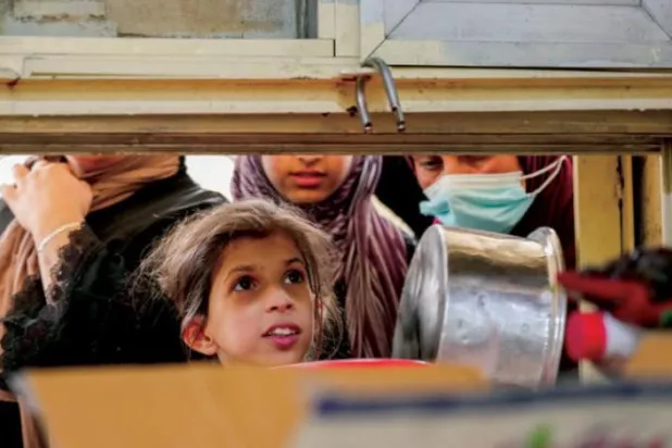 Mukteda es-Sadr, Ramazan ayı boyunca Şii evindeki rakiplerine müzakere kapısını kapattı