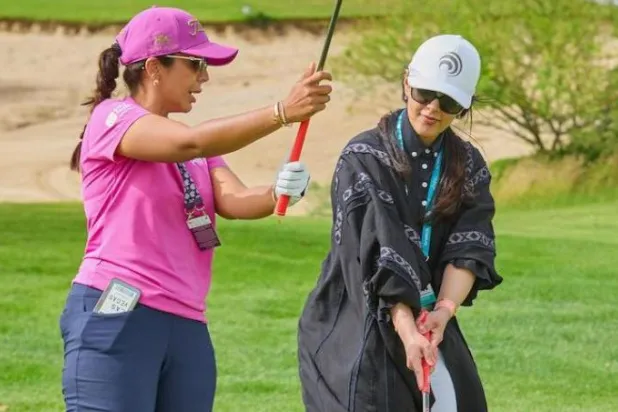 الريم القبيسي: والدي ألهمني في لعبة الغولف... واللاعبات السعوديات يملكن الموهبة