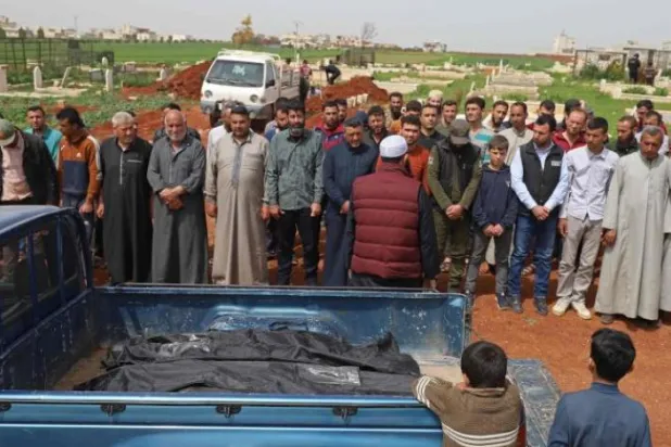 Esed rejiminin İdlib’e füzeli saldırısında 4 öğrenci hayatını kaybetti