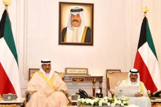 Kuveyt Başbakanı, hükümetin istifasını Veliaht Prens’e sundu