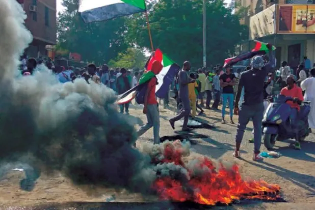 6 Nisan Depremi… Sudan’ın 17 kentinde gösteri düzenlendi