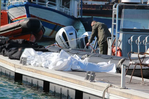 Tunus'ta iki teknenin batması sonucu 13 düzensiz göçmen öldü