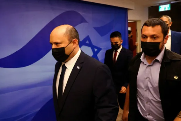 القائمة المشتركة ستطرح نزع الثقة بحكومة بنيت وتبكير الانتخابات