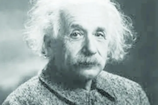 مكتبة آينشتاين... كتب أحبها وأسهمت في تشكيل فكره الاستثنائي