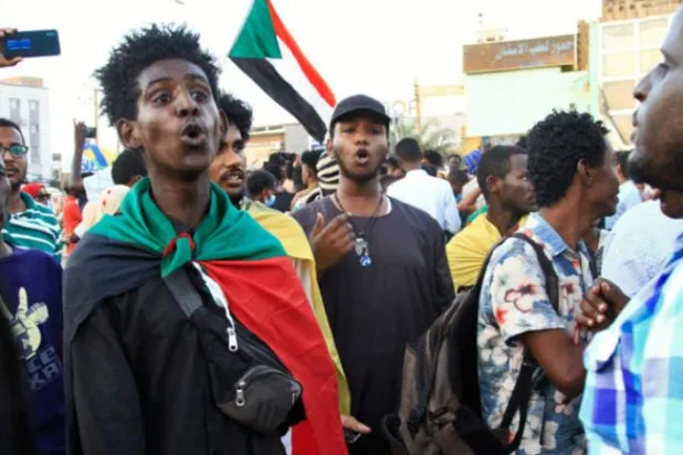 Sudan: Özel Mahkeme Beşir hakkındaki iddianameyi kabul etti