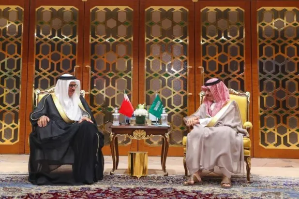 وزير الخارجية السعودي ونظيره البحريني يستعرضان العلاقات الثنائية