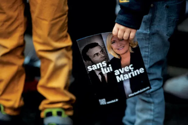 فرنسا: المتنافسان الرئاسيان يعدّلان برنامجيهما لتوسيع قاعدتيهما الانتخابية