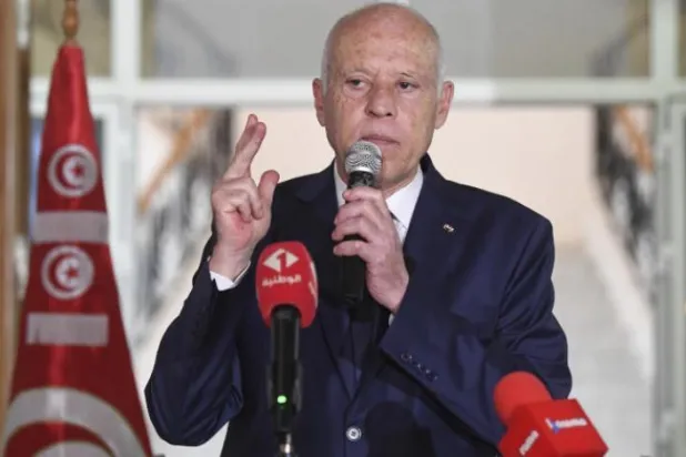 Tunus'ta Cumhurbaşkanı Said'e "yargıyı siyasi çekişmelere karıştırma" tepkisi