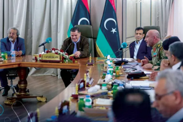 ليبيا: الدبيبة يتمسك بالسلطة... ويفتح تحقيقاً في إغلاق النفط