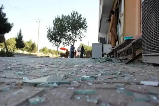 عشرات القتلى والجرحى بتفجير استهدف مسجدا شيعيا بأفغانستان