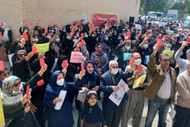 İran’da Meclis Başkanı’na öfke artıyor