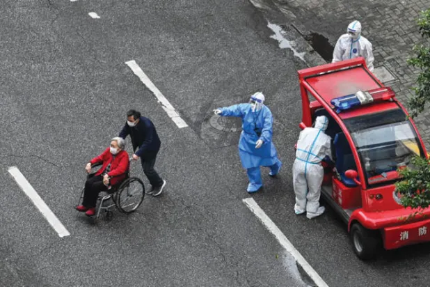 شنغهاي تسجل مزيداً من وفيات «كورونا» رغم إجراءات الإغلاق المشددة