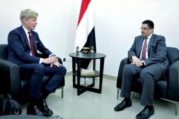 Yemen Dışişleri Bakanı Ahmed Avad bin Mübarek, Şarku'l Avsat’a konuştu: Başkanlık Konseyi’ne uluslararası destek sürmeli