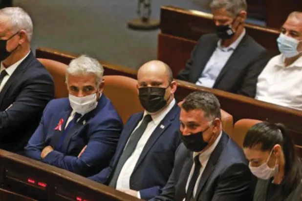 اليمين يبشر بزلزال قريب في السياسة الإسرائيلية