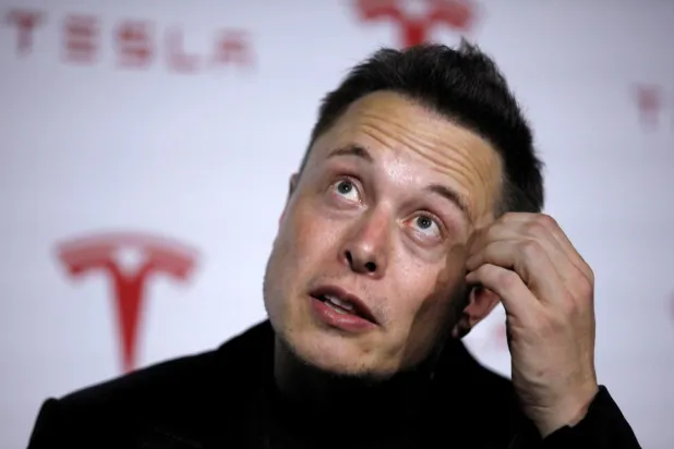 Ekonomik krizle boğuşan Lübnanlılar, Twitter'ın yeni patronu Elon Musk'a seslendi: "Bizim ülkeyi de satın al"