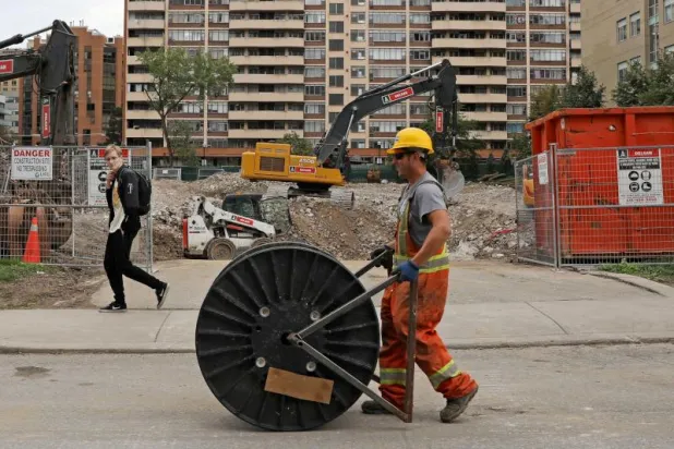 مع تقاعد أبناء جيل الطفرة... كندا تواجه أزمة في اليد العاملة