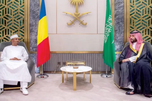 Suudi Arabistan Veliaht Prensi, Çad Askeri Geçiş Konseyi Başkanı Debi ile bir araya geldi