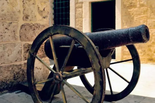By Popular Demand, Tripoli’s Iftar Cannon Returns to its Citadel