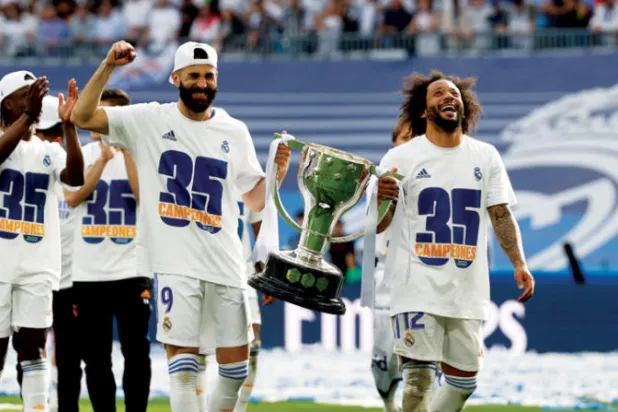 بنزيمة رجل ريال مدريد الخارق وصاحب الفضل الأكبر بالتتويج باللقب الإسباني