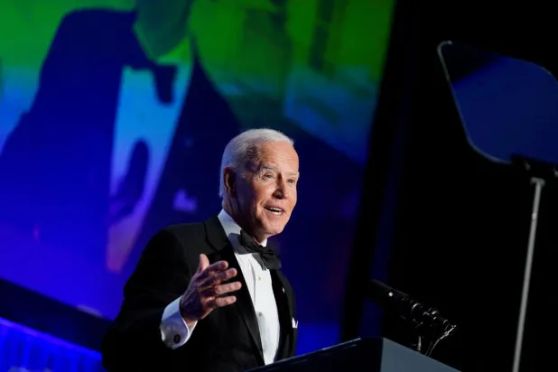 Beyaz Saray Muhabirleri Derneği'nin yemeğine, Biden'ın şakaları damga vurdu