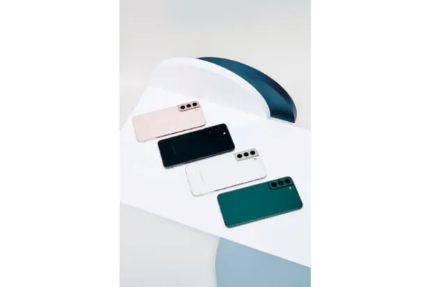 «غالاكسي إس 22 +»... مزايا تصويرية متقدمة ومعززة بالذكاء الصناعي