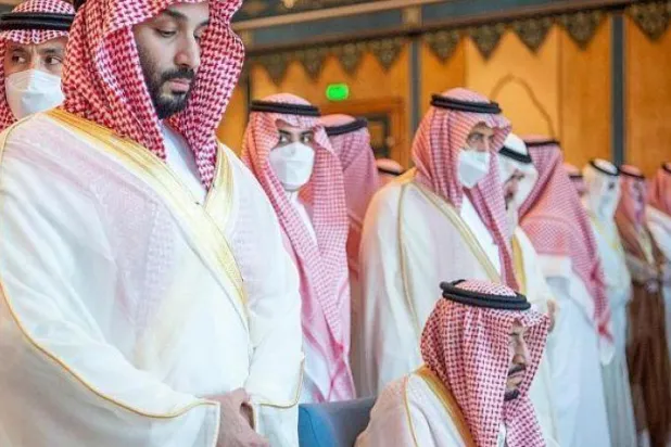 Kral Selman bayram namazını Mescid-i Haram’da kıldı