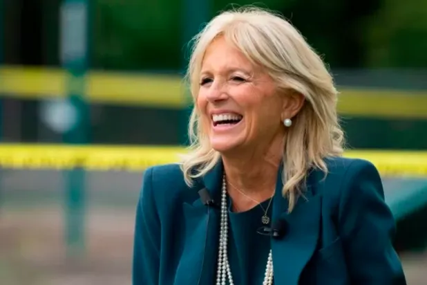 Jill Biden, Romanya ve Slovakya'daki Ukraynalı mültecileri ziyaret edecek