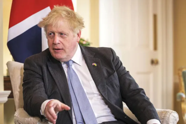 انتخابات المجالس المحلية في بريطانيا ستحدد مصير جونسون