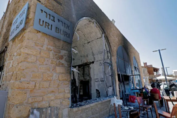 اليهود والعرب يؤيدون مساحات مشتركة باستثناء «المقابر والأحياء»