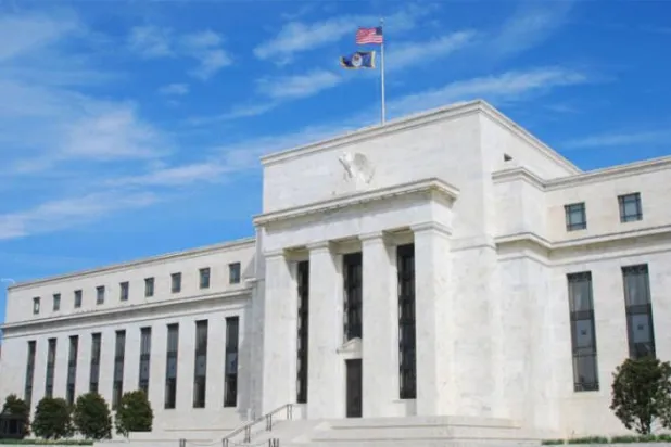 امریکی فیڈرل ریزرو نے افراط زر کو روکنے کے لیے سود کی شرح میں کیا اضافہ 