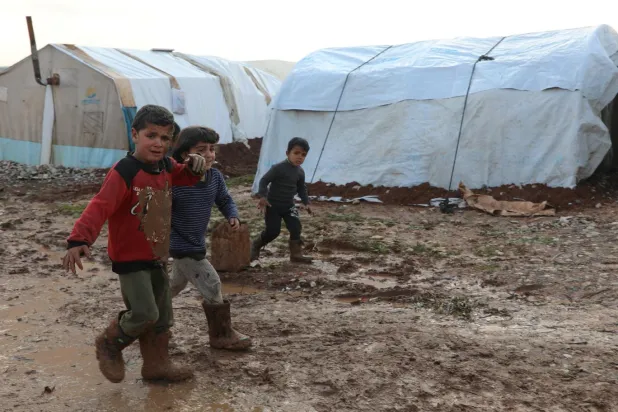 Birleşik Krallık'ın fon kesintileri nedeniyle 40 binden fazla Suriyeli çocuğun eğitimi yarıda kaldı