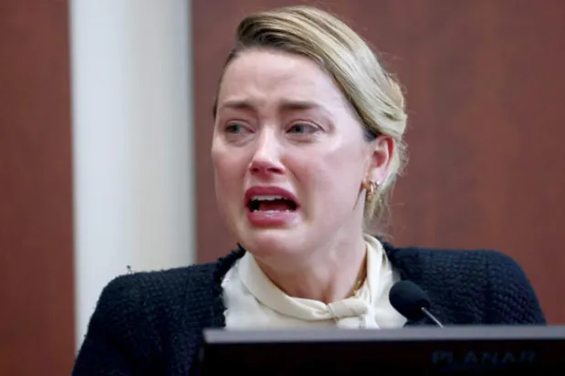 أمبير هيرد تروي تفاصيل شجارات عنيفة مع جوني ديب